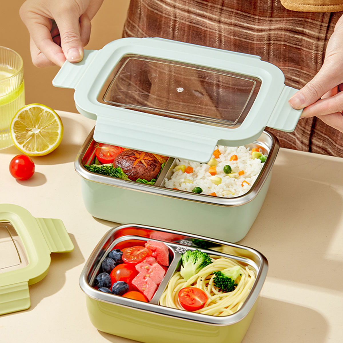 Pojemnik na lunch z mikrofalów – Food Storage Vault recenzja i cena
